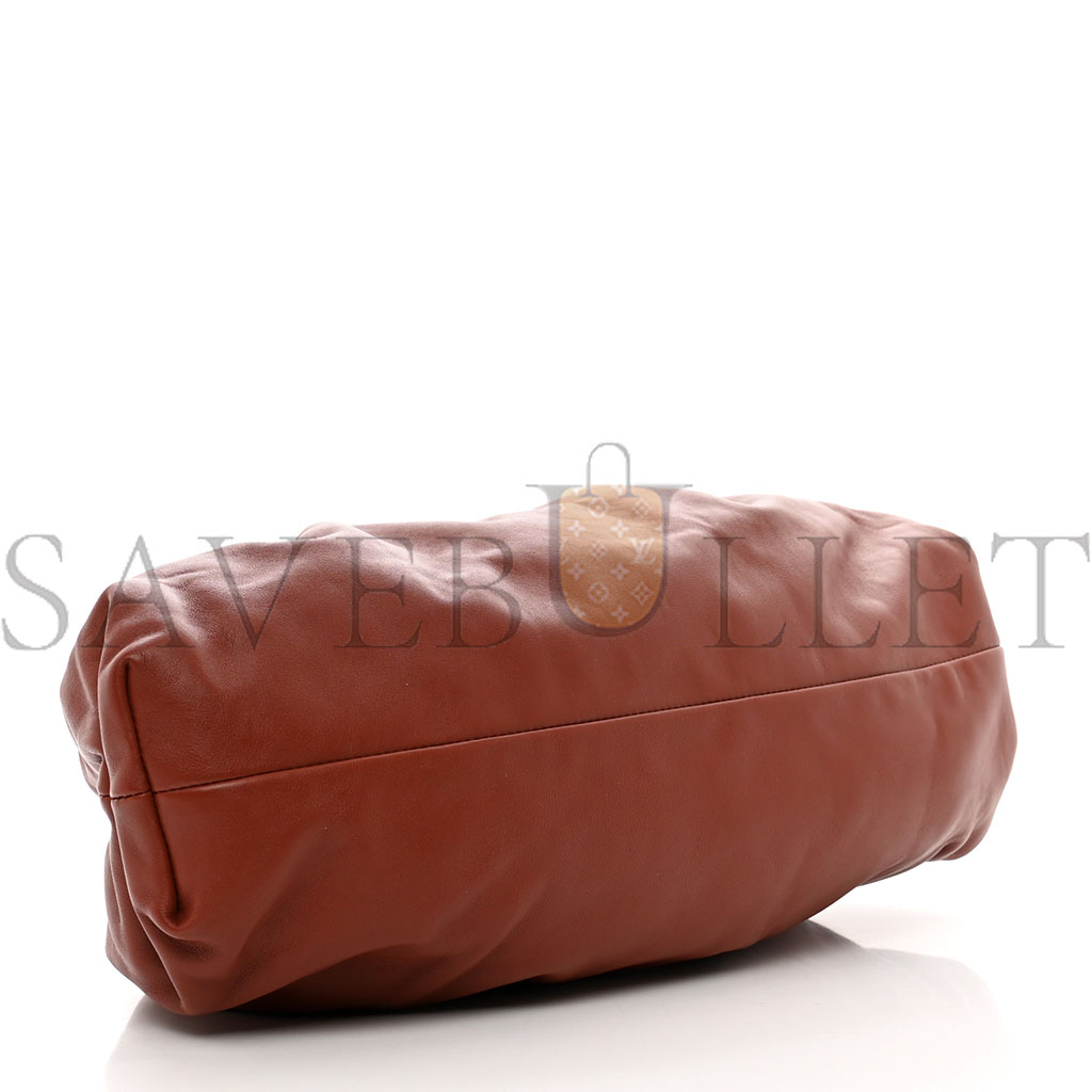 BOTTEGA VENETA SMOOTH BUTTER CALF THE POUCH OVERSIZED CLUTCH RUST  (38*17*8cm)