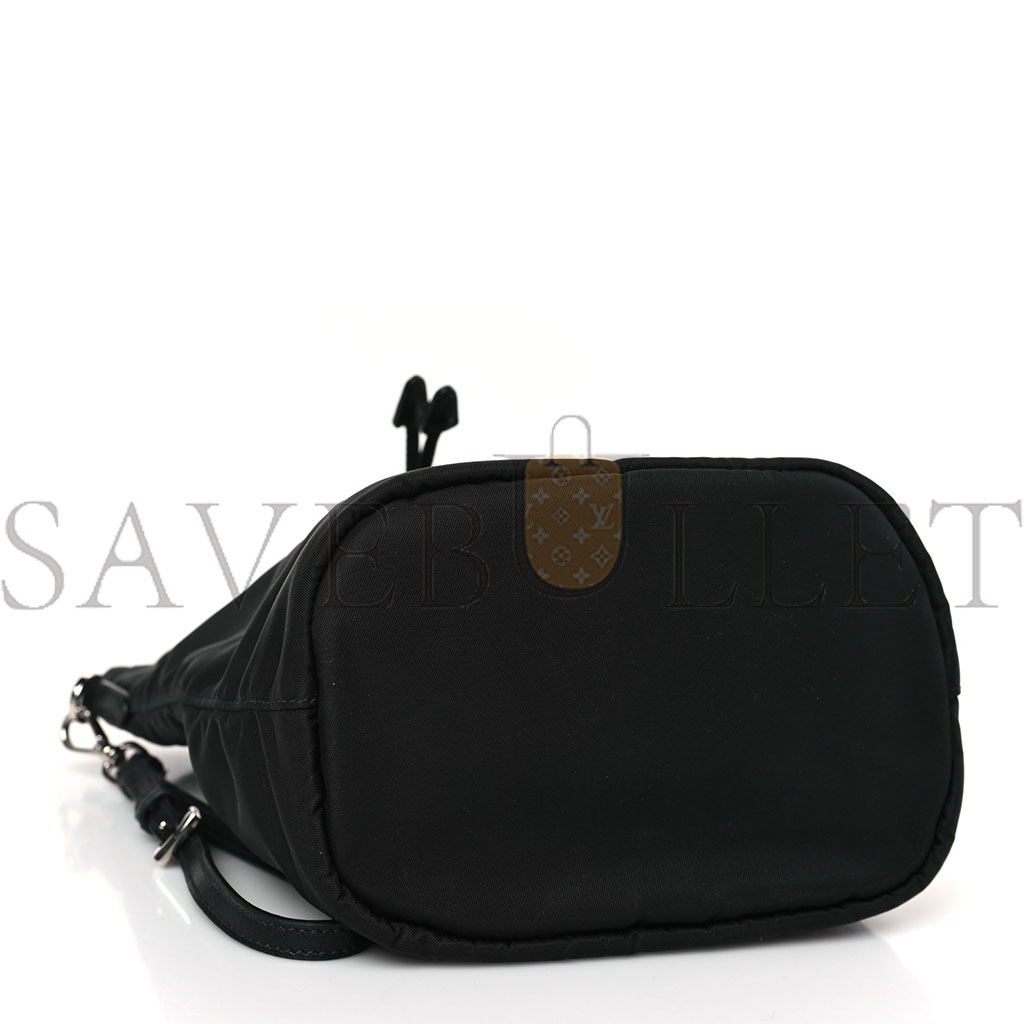 PRADA SAFFIANO TESSUTO NYLON VELA BUCKET WRISTLET BLACK (22*15*10cm)