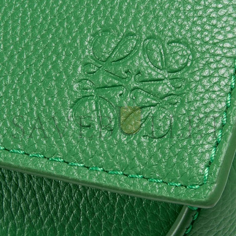 LOEWE SMALL PUZZLE EDGE BAG IN SOFT GRAINED CALFSKIN A510P60X77-4748 (24*16.5*10.5cm) LOEWE SMALL PUZZLE EDGE BAG IN SOFT GRAINED CALFSKIN A510P60X77-4748 (24*16.5*10.5cm)
