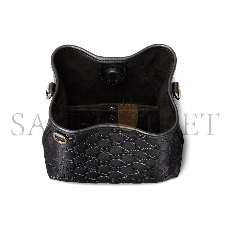 GUCCI GG EMBLEM SMALL BUCKET BAG ‎815118AAFDV1000 (19*18*11cm)